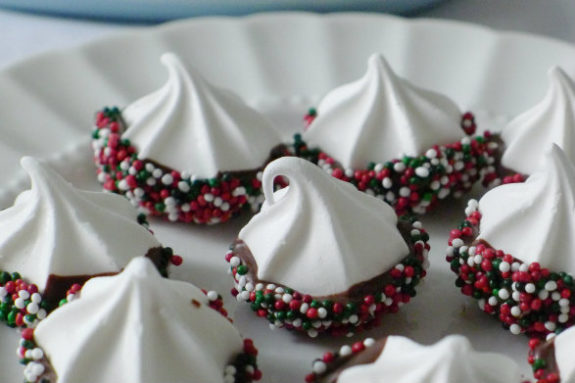 Meringue Christmas Trees, Meringue , Christmas Decorating Ideas, Christmas Recipe